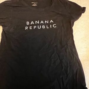Banana republic tee